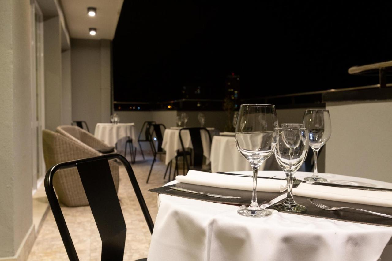 Illia 121 Apart Hotel Neuquen Exterior photo
